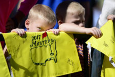 Jóvenes espectadores (cortesía Augusta National Golf Club)