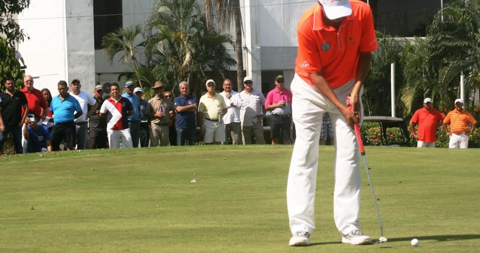 Zuliano Otto Solís recupera su título: “Los dioses del golf siempre me acompañan en Maracaibo”