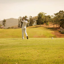 Exitoso II Torneo a beneficio Jesús Luz de Oportunidades en el Club de Golf