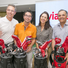 La divertida invitación de Publicar para jugar golf