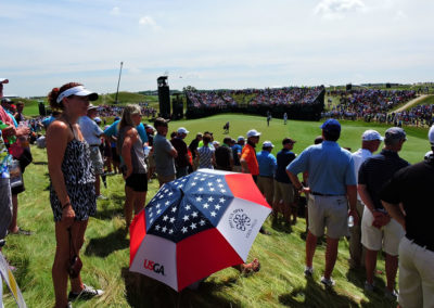 Galería de selección de fotos de 1ra ronda del 117º US Open en Erin Hills cortesía de la Revista Fairway