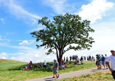 Galería de selección de fotos de 1ra ronda del 117º US Open en Erin Hills cortesía de la Revista Fairway