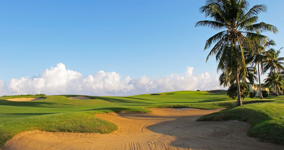 Una inmobiliaria española firma un acuerdo para construir seis campos de golf y seis hoteles de lujo en la Isla de Cuba