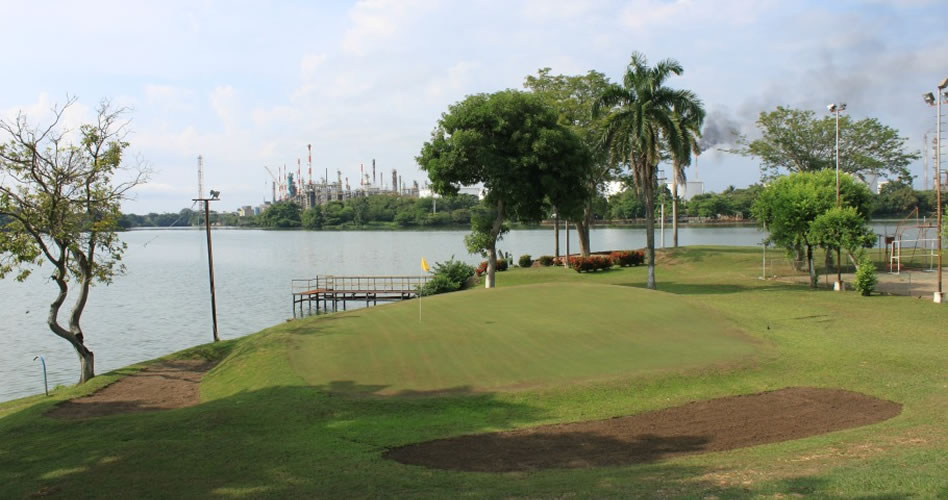 En el Club Internacional de Barranca ya se disputa el 65 Torneo Petrolero de Golf