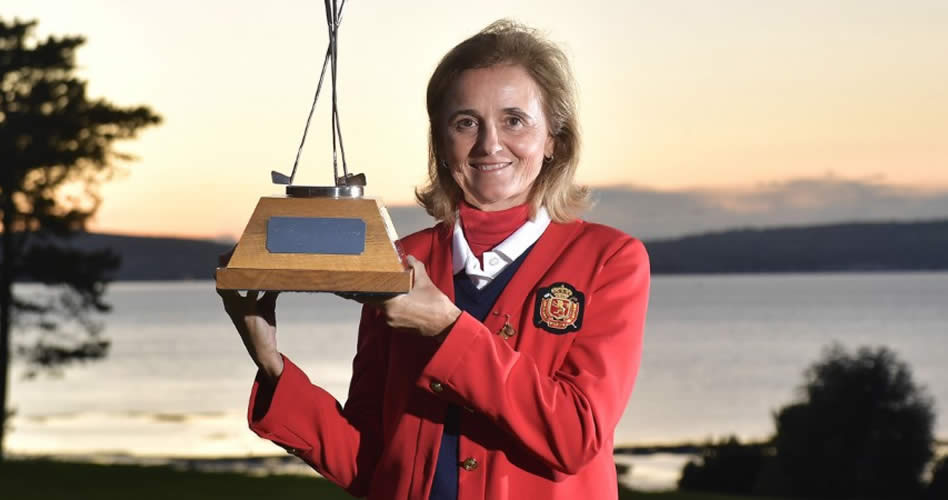 Macarena Campomanes, la primera española que gana el British Senior Ladies