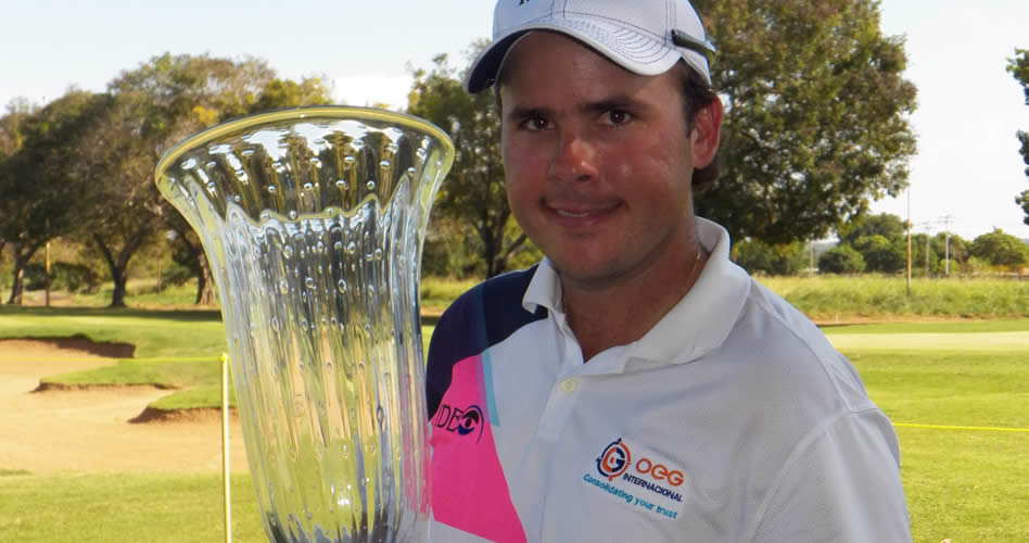 Alfredo Adrián, ganador de la IX Abierto Sambil en el 2012 con 6 bajo-par