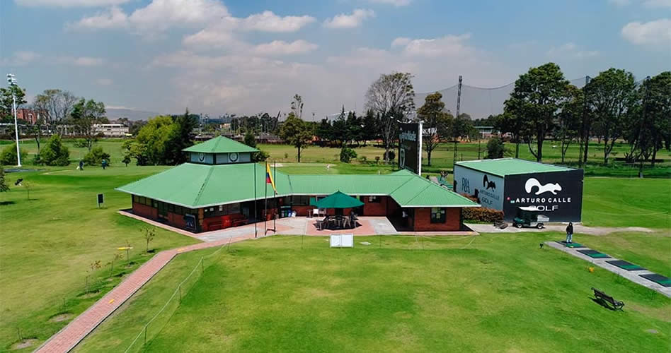El Campo Público en Bogotá, la puerta de entrada al golf en la capital del país