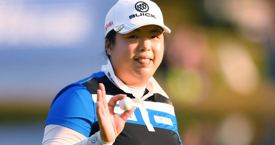 Shanshan Feng revalida título en Japón