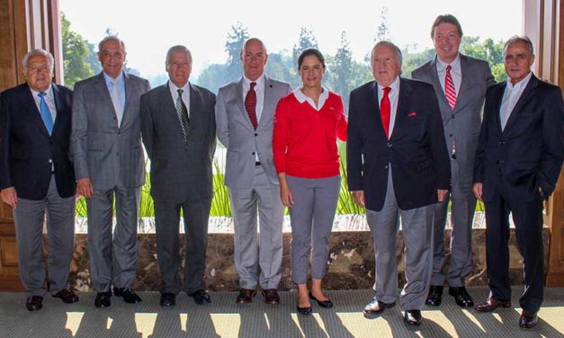 AGVM nombra a Lorena Ochoa socia honoraria de sus clubes