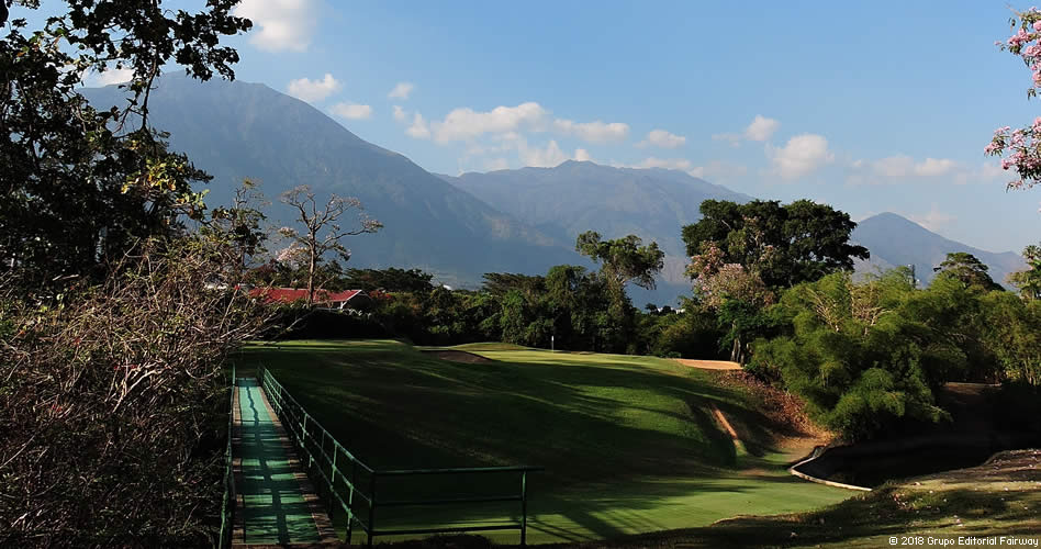 Galería, Valle Arriba Golf Club la terraza del Ávila