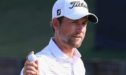 Webb Simpson brilla en The Players Championship y toma amplia ventaja