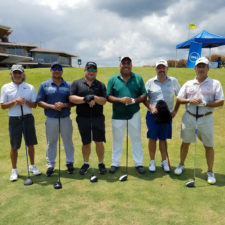 Rotarios apoyando con golf sus obras sociales