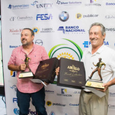 Rotarios apoyando con golf sus obras sociales