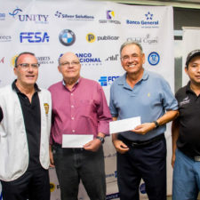 Rotarios apoyando con golf sus obras sociales