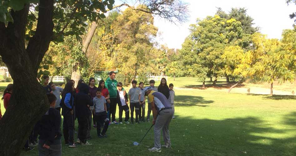 Clases para niños en Angostura: Lo importante para la vida en aprender golf desde temprana edad