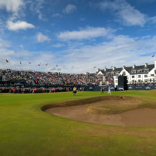 Spieth lidera trío para últimos 18 hoyos del 147º Open Championship