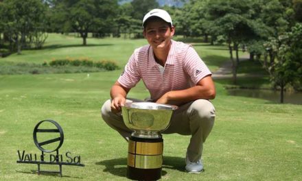 Joven promesa del golf tico obtiene beca para estudiar en Estados Unidos