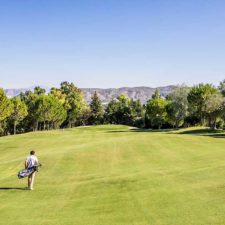 El golf profesional vuelve a Lauro Golf Resort