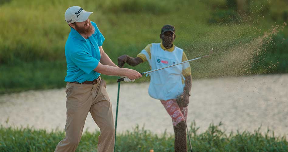 Evan Harmeling asume el control en Jamaica