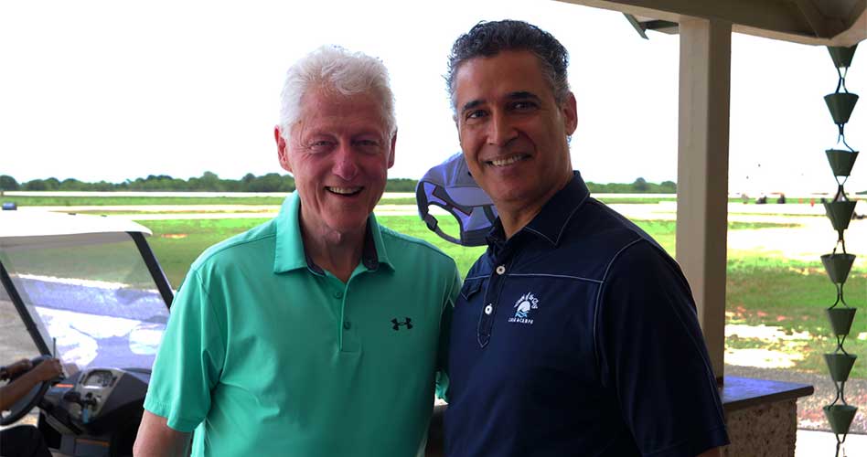 Bill Clinton, visita de lujo en Casa de Campo