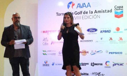 ¡El Torneo de Golf de la Amistad AVAA fue todo un éxito!