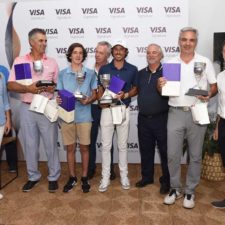 Los ganadores del Pro-Am de la tarde del 114° VISA Open de Argentina presentado por Macro. / Gentileza: Enrique Berardi/PGA TOUR