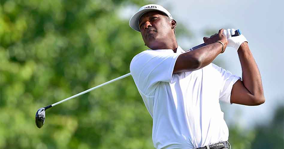 Lío en el golf: llaman «egoísta» y «completo imbécil» a Vijay Singh por apuntarse a un torneo de la segunda división del PGA Tour