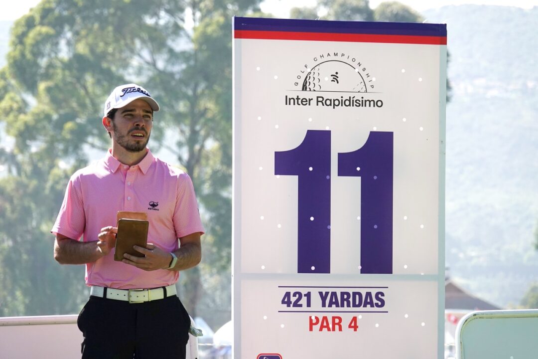 Esteban Jaramillo durante la escuela clasificatoria a la Gira Mexicana de Golf en Cajicá Colombia